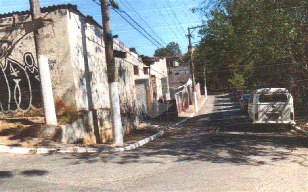 Terreno à venda em Vila Santos - SP