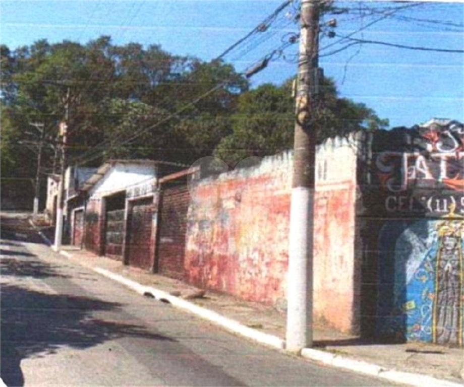 Terreno à venda em Vila Santos - SP