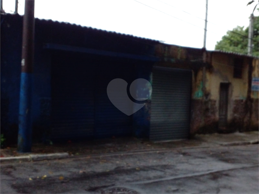 Terreno à venda em Vila Santos - SP