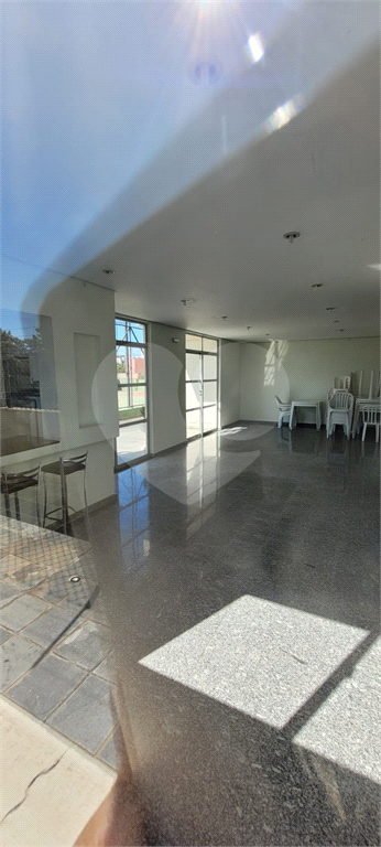 Apartamento à venda com 2 quartos, 63m² - Foto 17