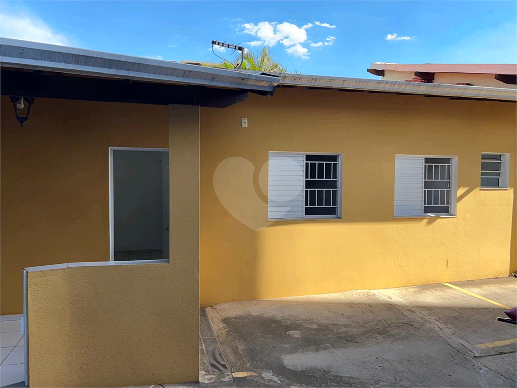 Casa para alugar com 2 quartos, 55m² - Foto 12