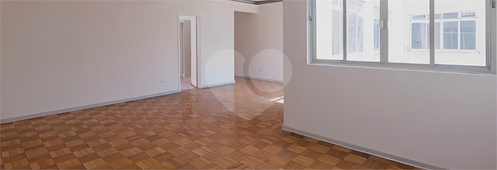 Amplo apartamento à venda no Bom Retiro com 2 quartos sendo 1 suíte, 1 vaga-Portaria 24 horas