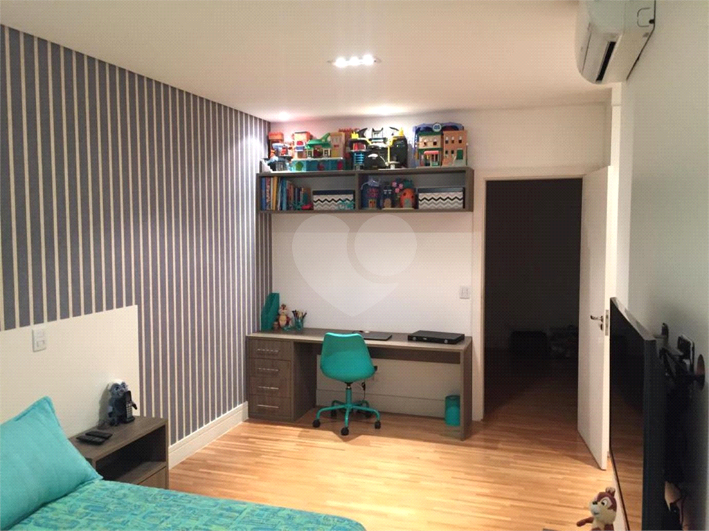 Suntuosa casa para locaçao e venda no Residencial Genesis 1 - 4 suítes e 6 vagas 