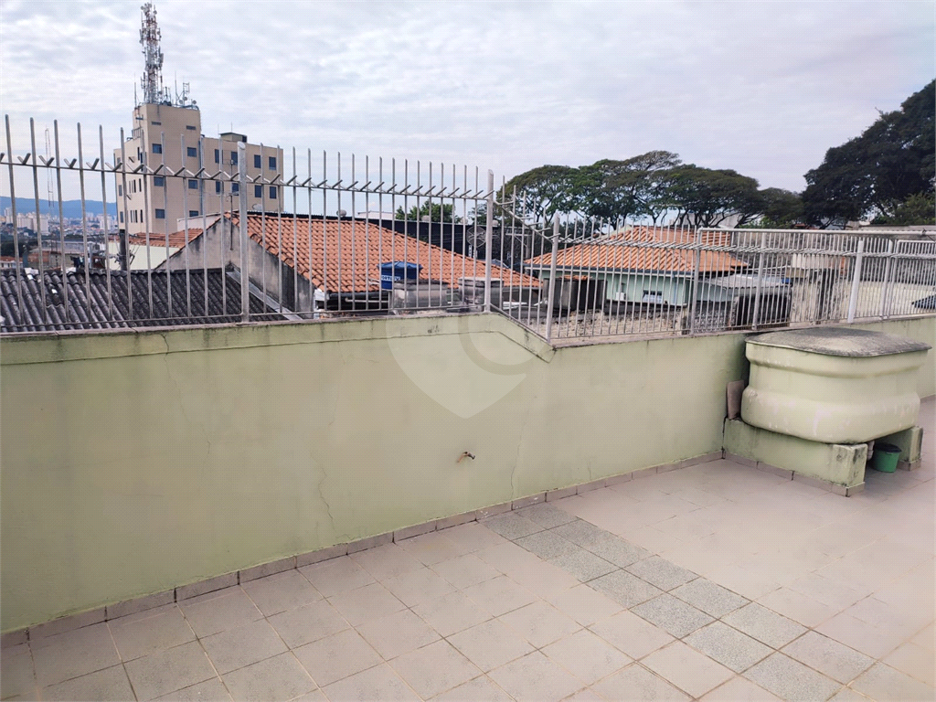 Sobrado à venda com 3 quartos, 200m² - Foto 17