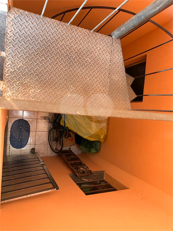 Sobrado à venda com 3 quartos, 300m² - Foto 33