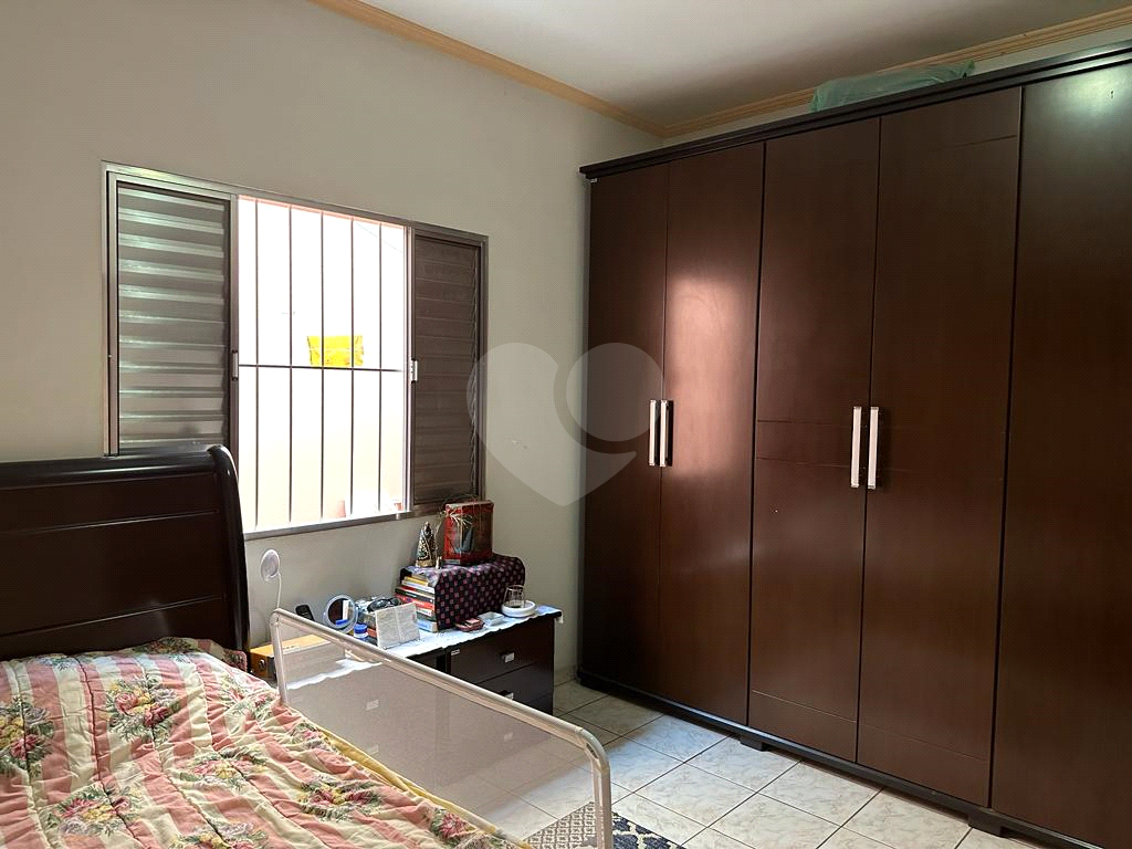 Sobrado à venda com 3 quartos, 300m² - Foto 13