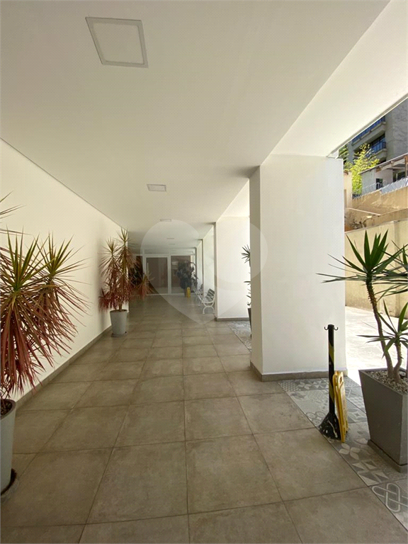 APARTAMENTO em JARDIM PAULISTA