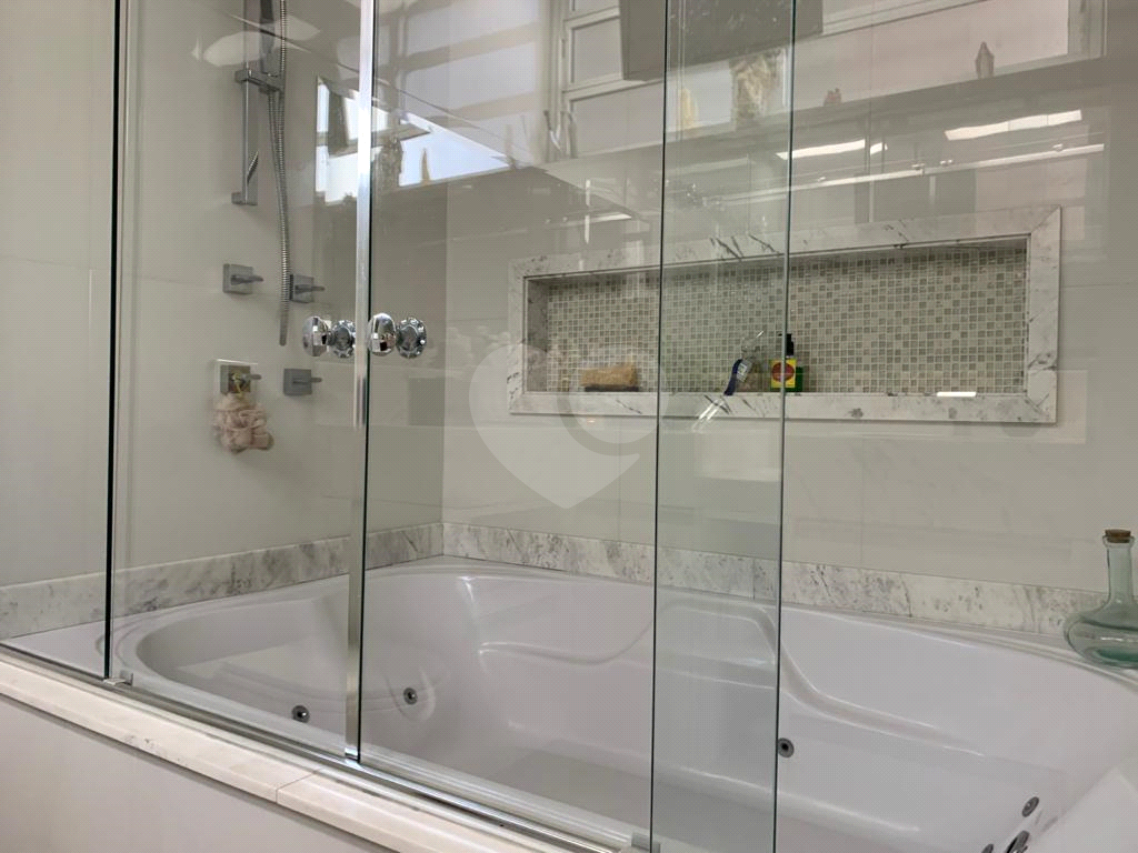 APARTAMENTO em JARDIM PAULISTA