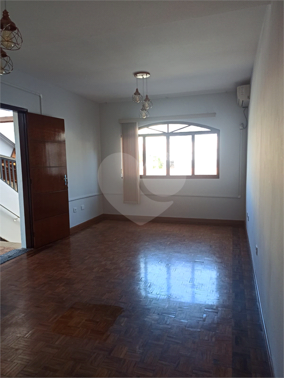 AMPLO SOBRADO PROXIMO AV AGUA FRIA