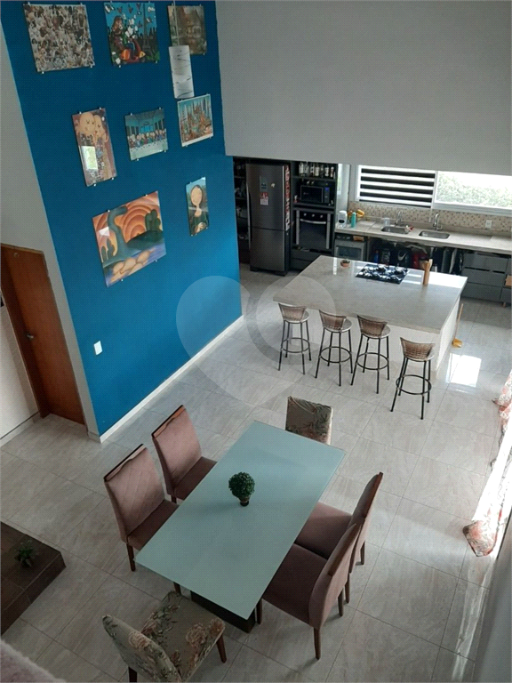 Casa à venda com 3 quartos, 280m² - Foto 2