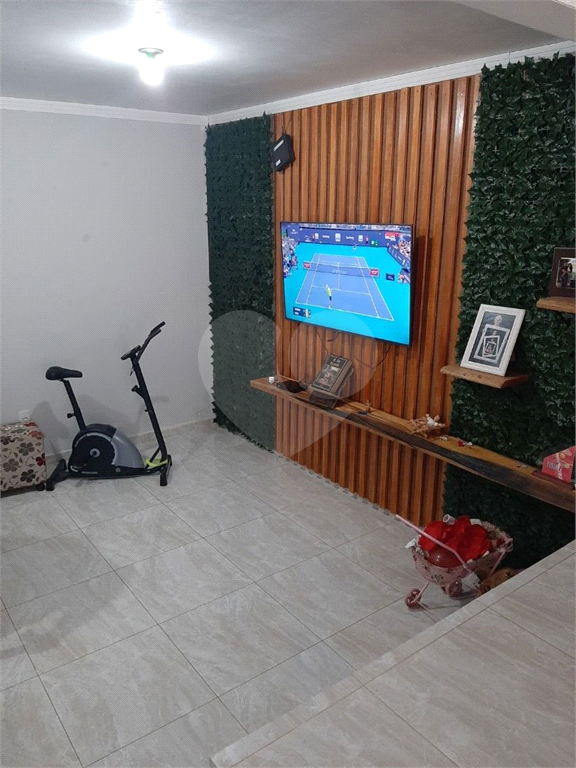 Casa à venda com 3 quartos, 280m² - Foto 3