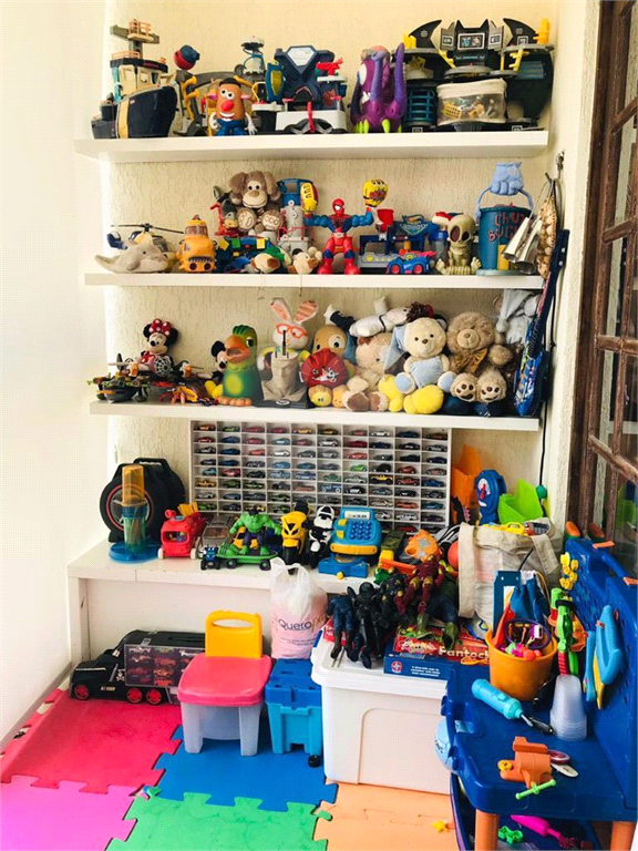 Sobrado em Guarulhos de 188m², 5 vagas 