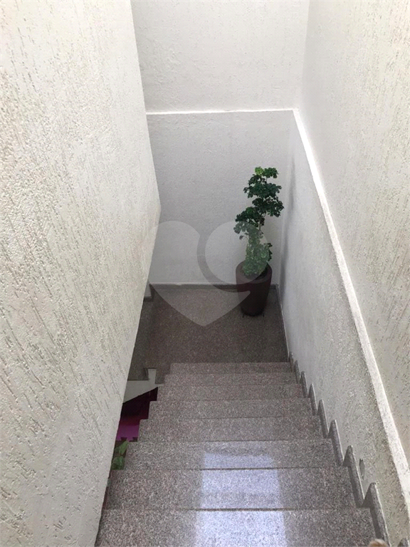 Sobrado em Guarulhos de 188m², 5 vagas 