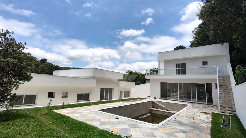 Casa de Condomínio à venda com 4 quartos, 350m² - Foto 10