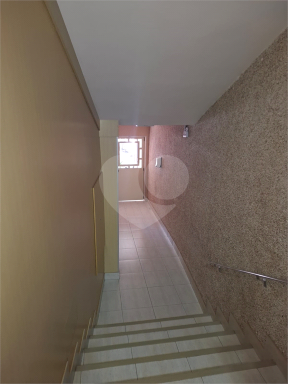 APARTAMENTO em PERDIZES