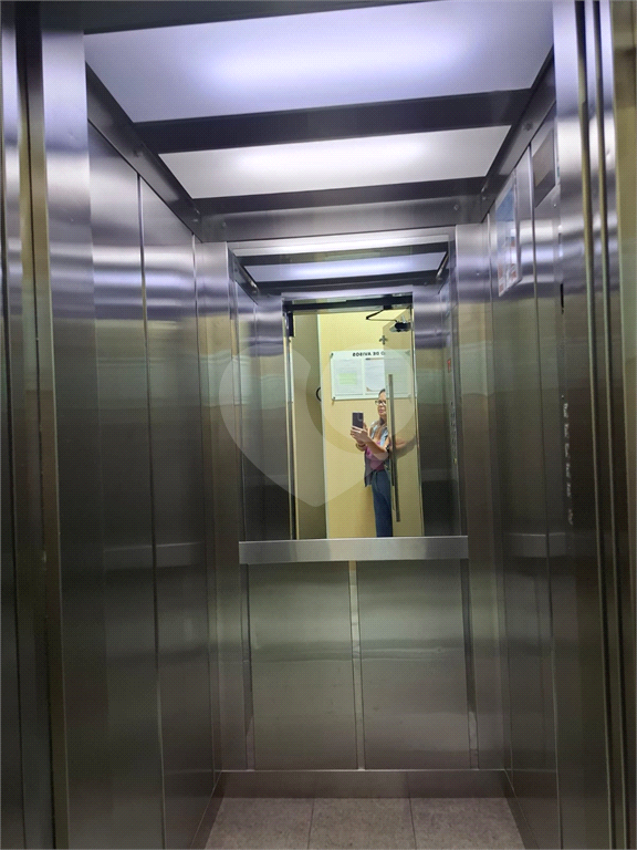 APARTAMENTO em PERDIZES