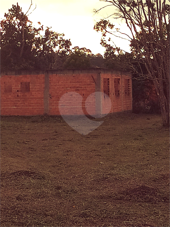 Excelente terreno com 1730 m² a venda no  Bairro Granjinha Regina Maria -Embu Guaçu SP.