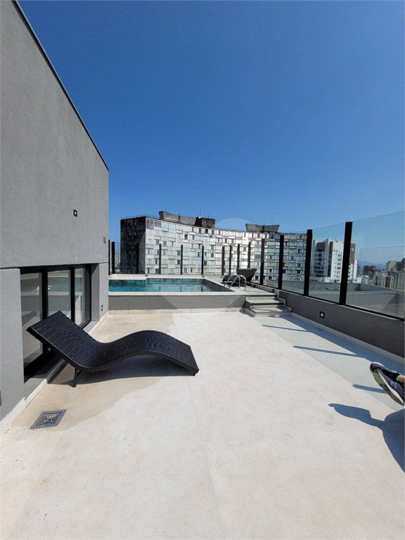 Apartamento à venda, 45 m² com 2 dormitórios e 1 vaga no Bairro Bela Vista.