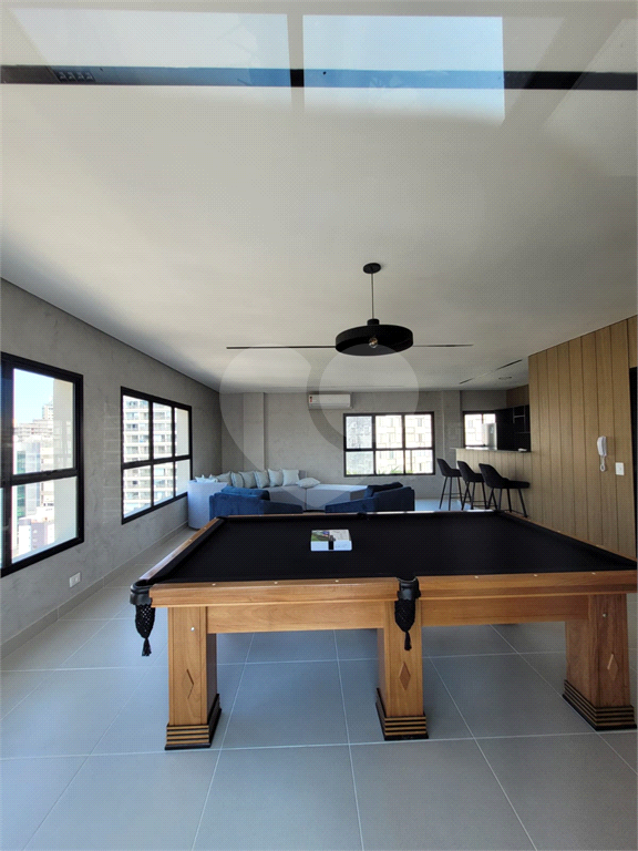 Apartamento à venda, 45 m² com 2 dormitórios e 1 vaga no Bairro Bela Vista.