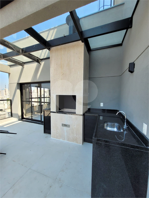 Apartamento à venda, 45 m² com 2 dormitórios e 1 vaga no Bairro Bela Vista.