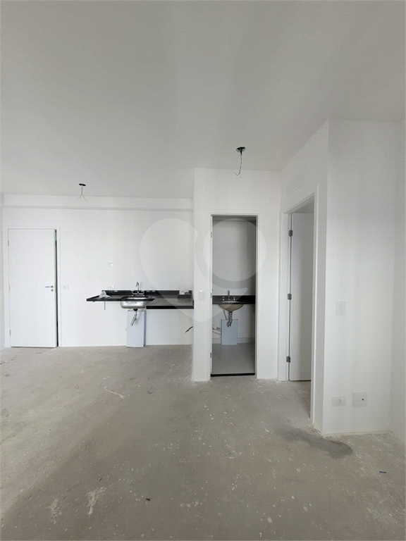 Apartamento à venda, 45 m² com 2 dormitórios e 1 vaga no Bairro Bela Vista.