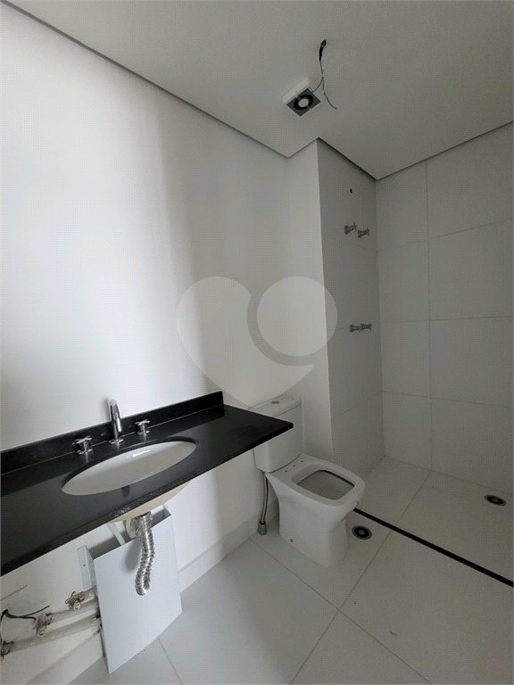 Apartamento à venda, 45 m² com 2 dormitórios e 1 vaga no Bairro Bela Vista.