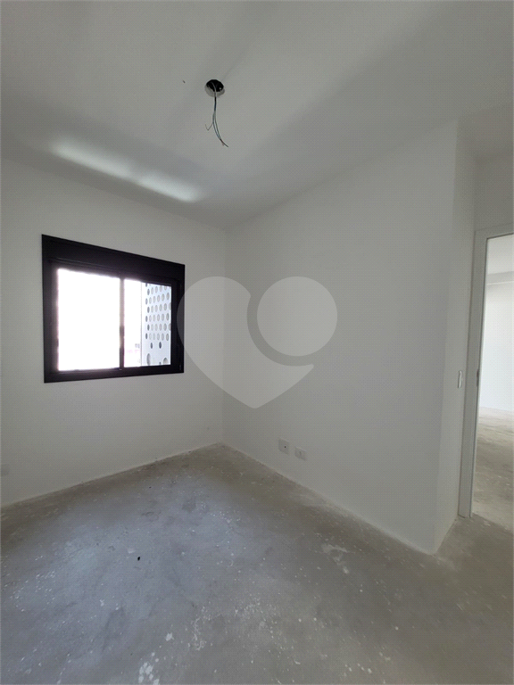 Apartamento à venda, 45 m² com 2 dormitórios e 1 vaga no Bairro Bela Vista.
