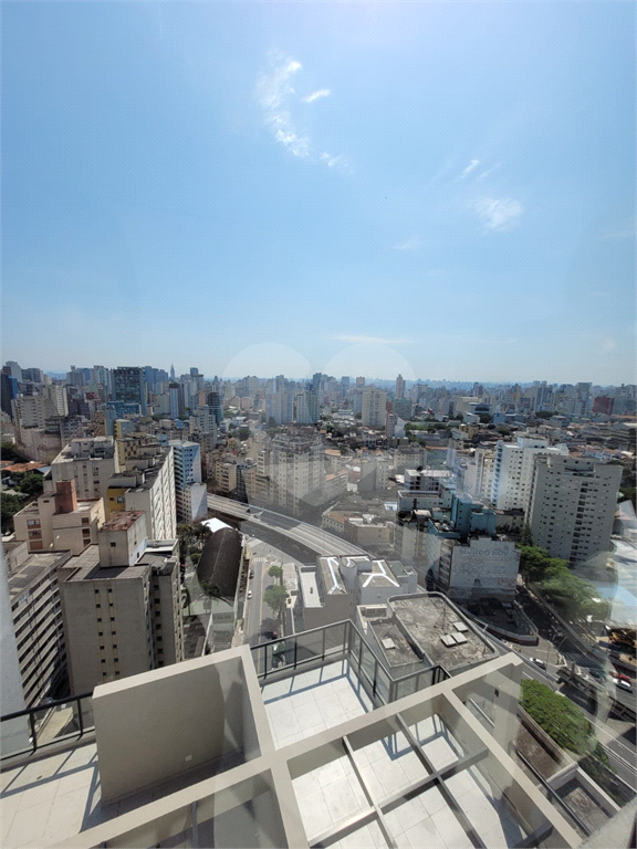 Apartamento à venda, 45 m² com 2 dormitórios e 1 vaga no Bairro Bela Vista.