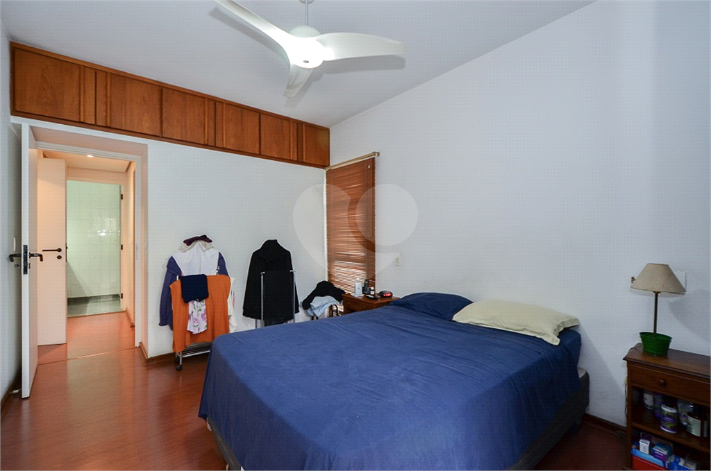 Imóvel de 226m² exclusivo com sala ampla 4 quartos, 2 suítes, 4 vagas Higienópolis