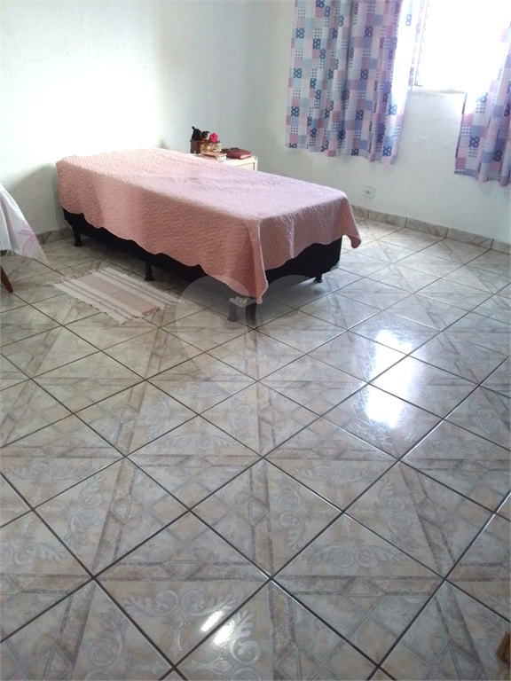 SOBRADO em HORTO
