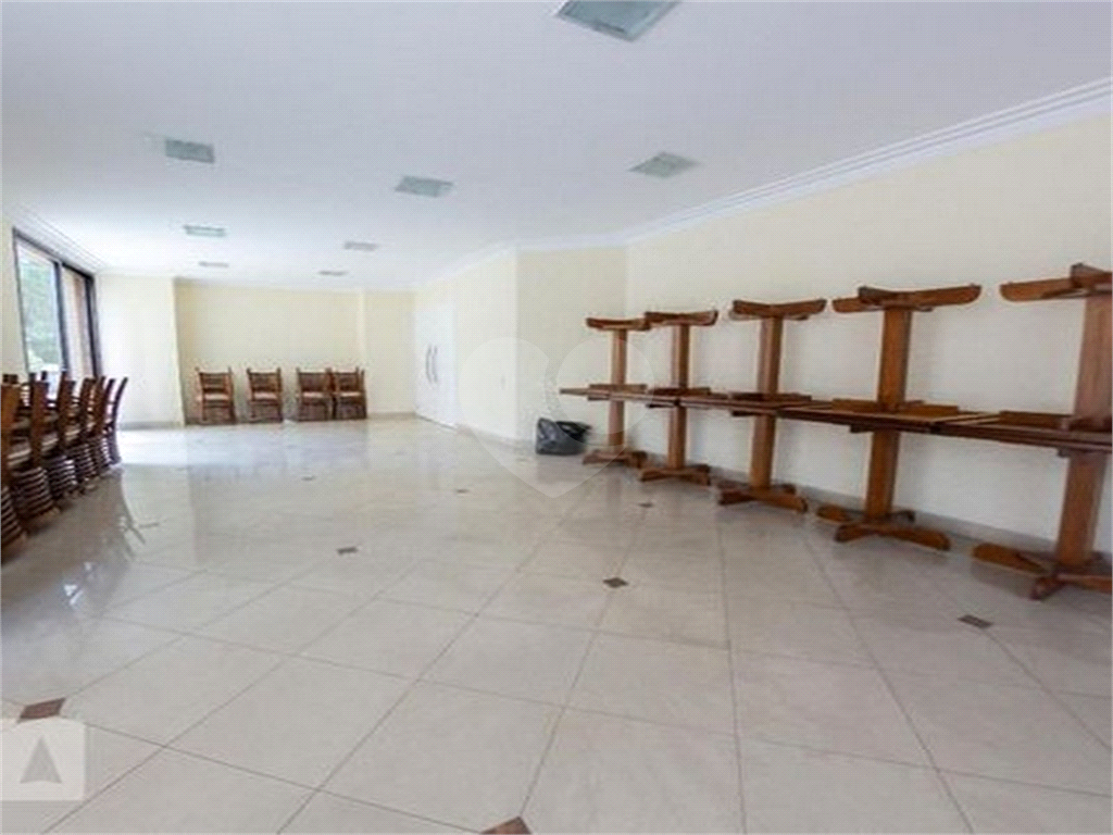 APARTAMENTO em SANTANA