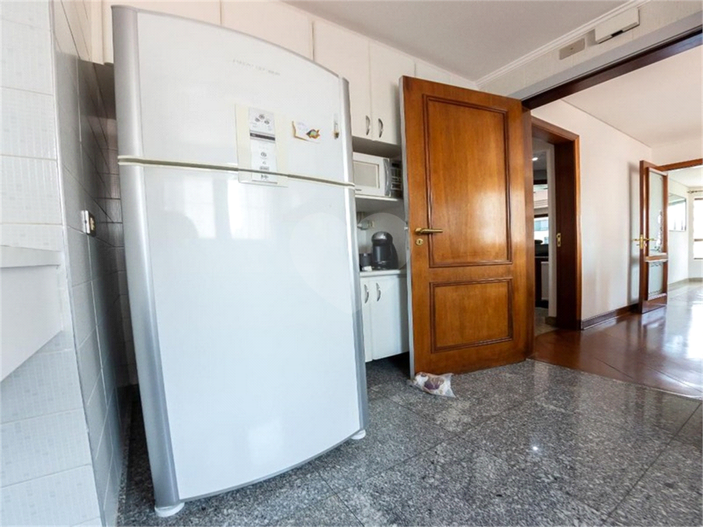 APARTAMENTO em SANTANA