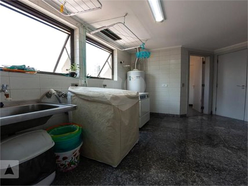 APARTAMENTO em SANTANA