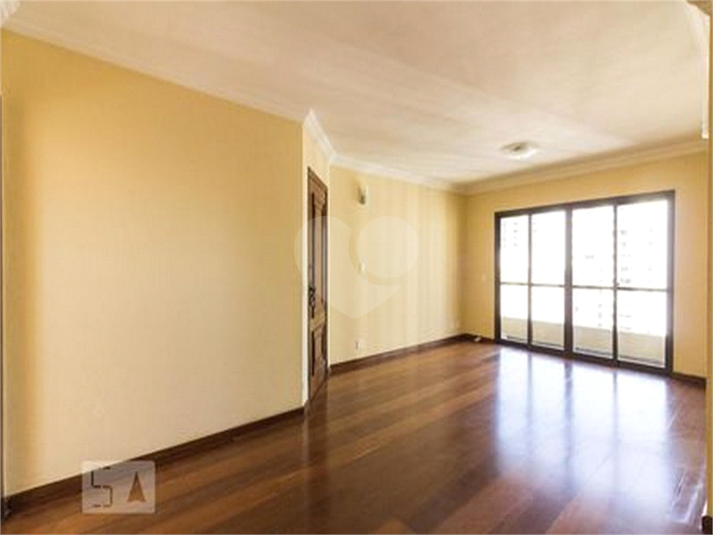 APARTAMENTO em SANTANA