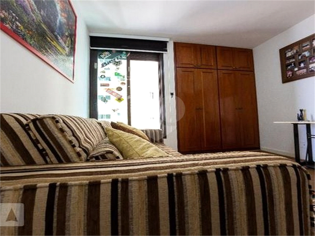 APARTAMENTO em SANTANA