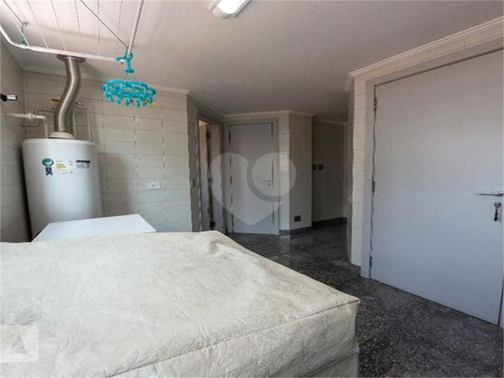 APARTAMENTO em SANTANA