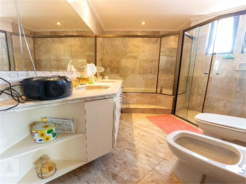 APARTAMENTO em SANTANA