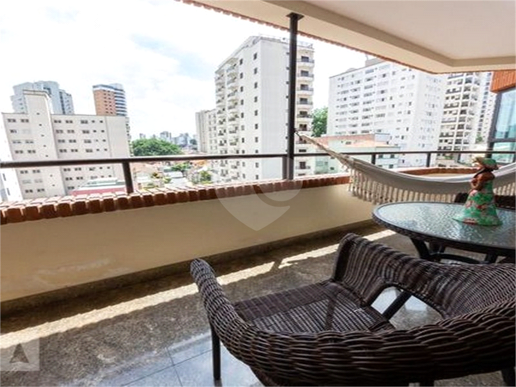 APARTAMENTO em SANTANA