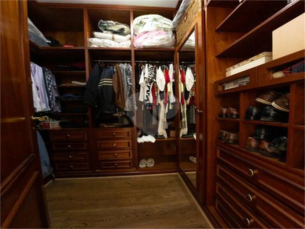 APARTAMENTO em SANTANA