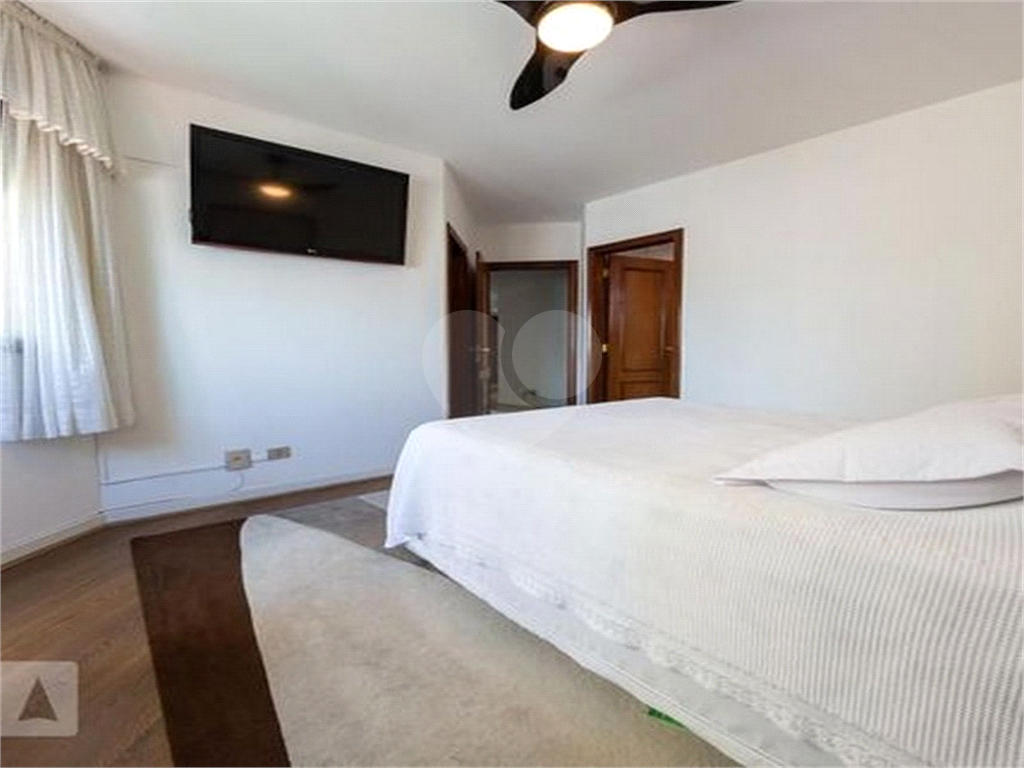 APARTAMENTO em SANTANA