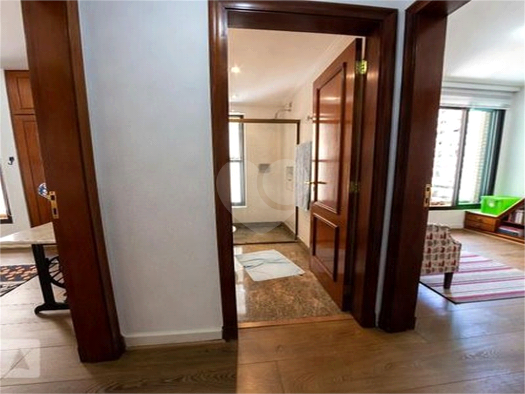 APARTAMENTO em SANTANA