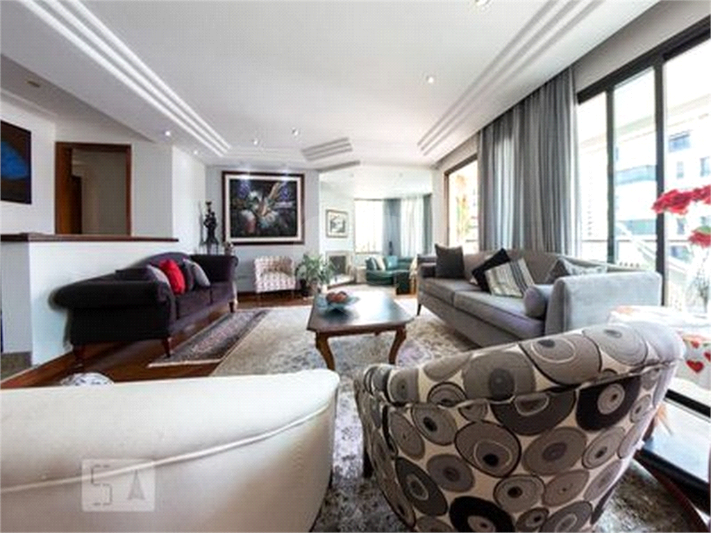 APARTAMENTO em SANTANA