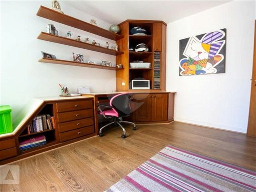 APARTAMENTO em SANTANA