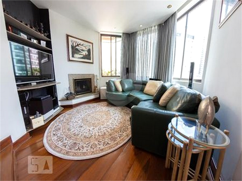 APARTAMENTO em SANTANA