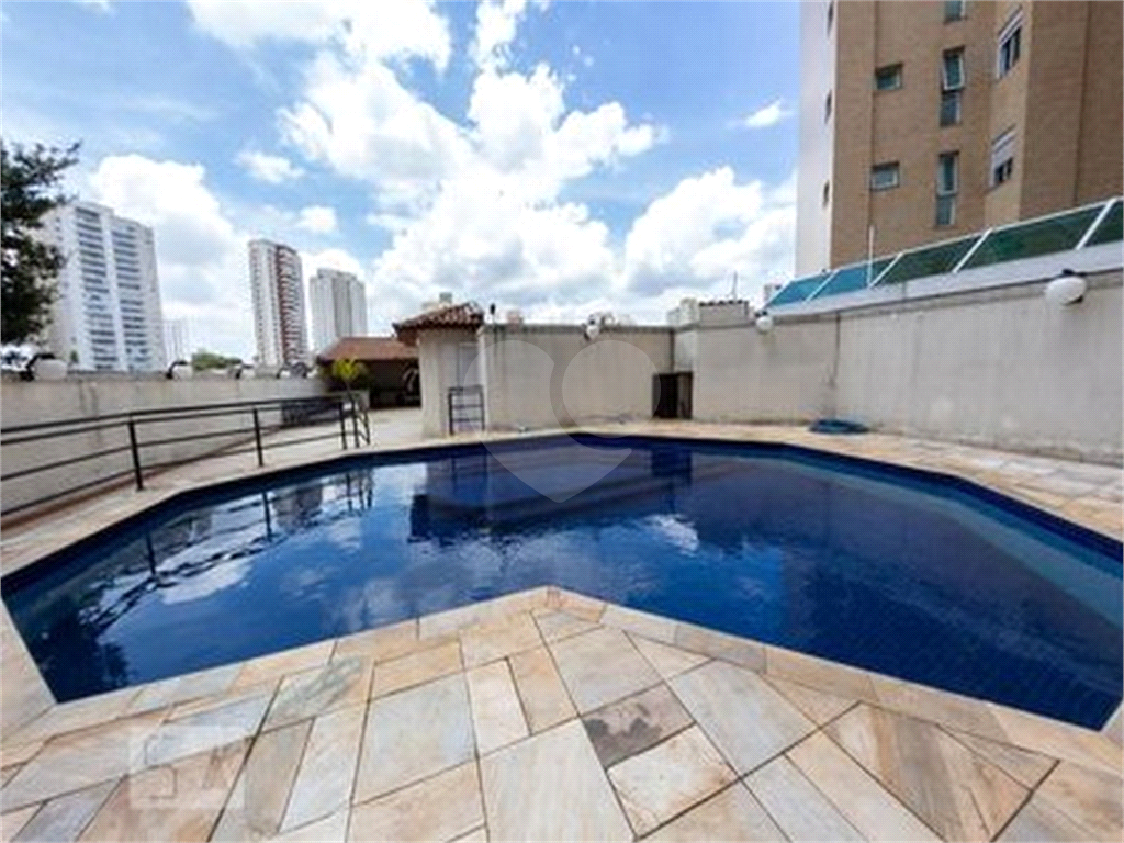 APARTAMENTO em SANTANA
