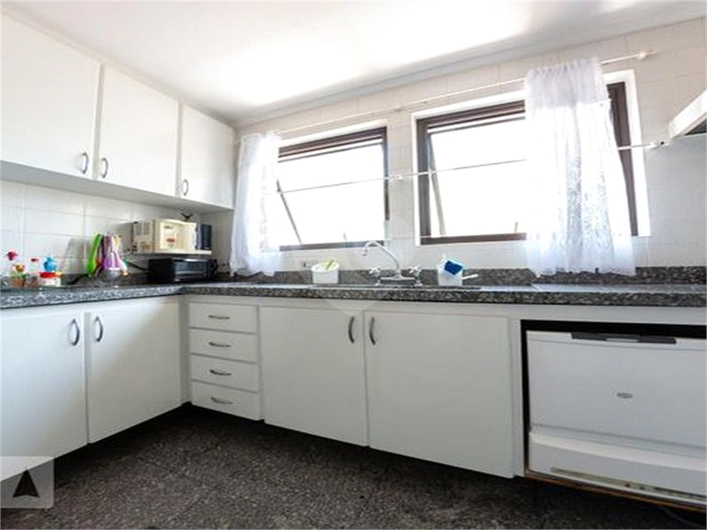 APARTAMENTO em SANTANA