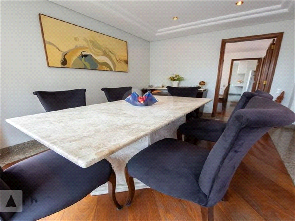 APARTAMENTO em SANTANA
