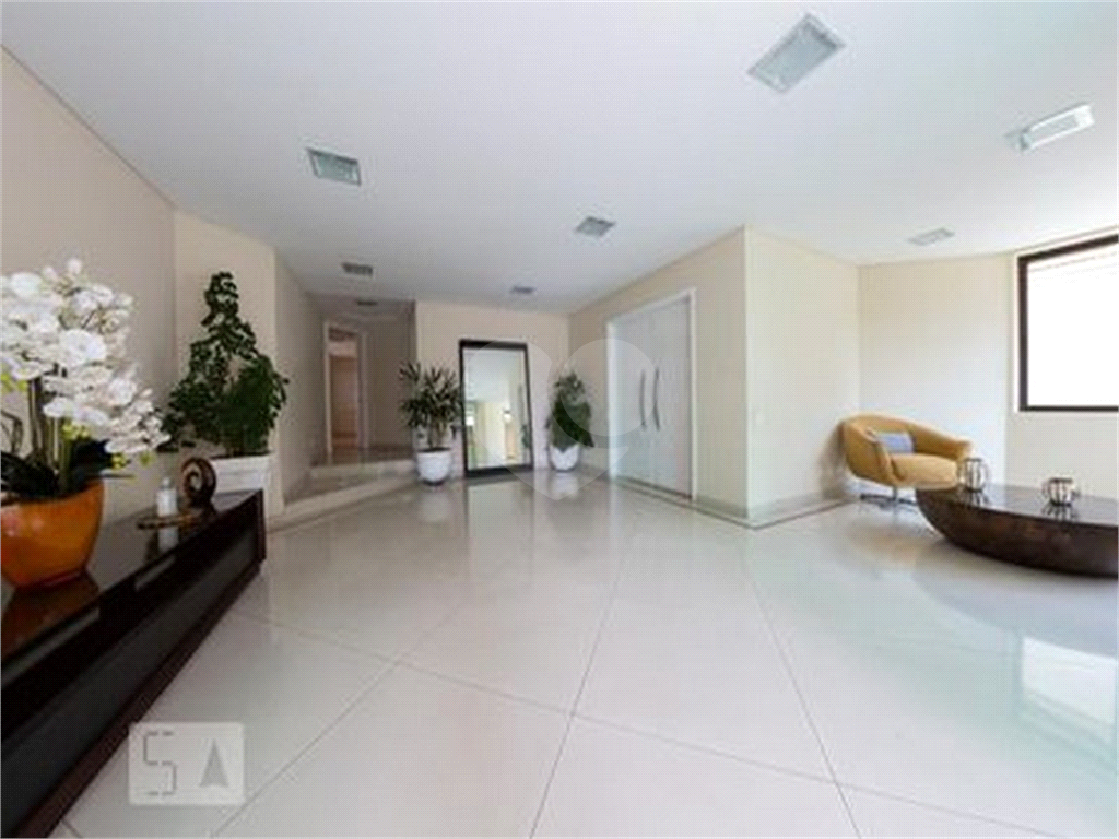 APARTAMENTO em SANTANA