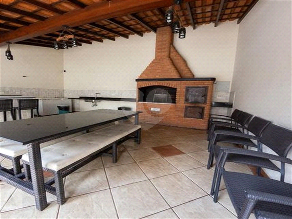 APARTAMENTO em SANTANA