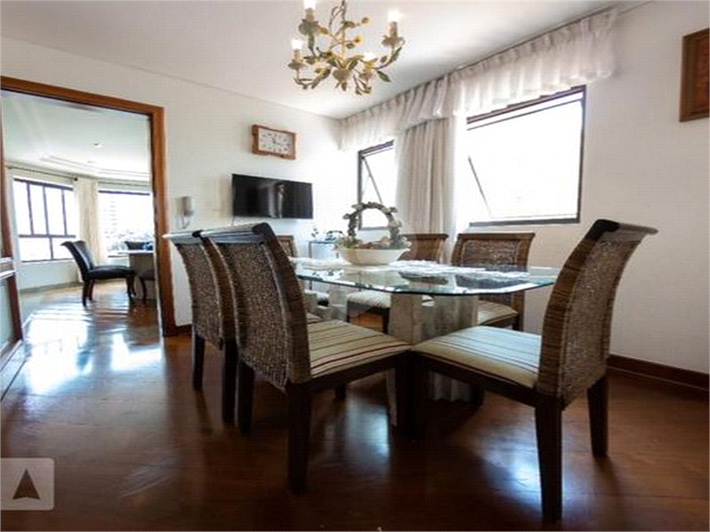 APARTAMENTO em SANTANA